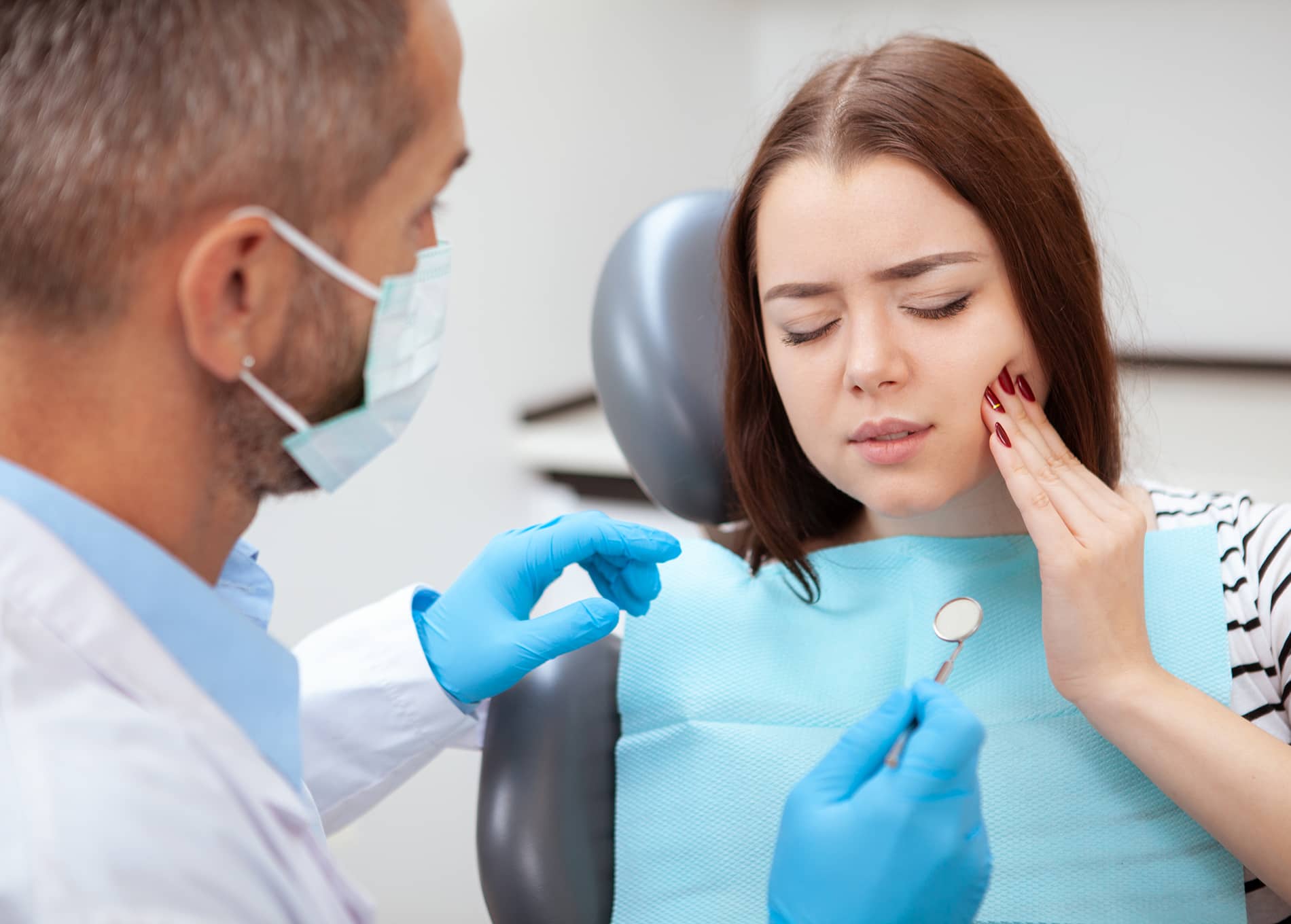 Emergency dental care for pain, swelling, or dental trauma